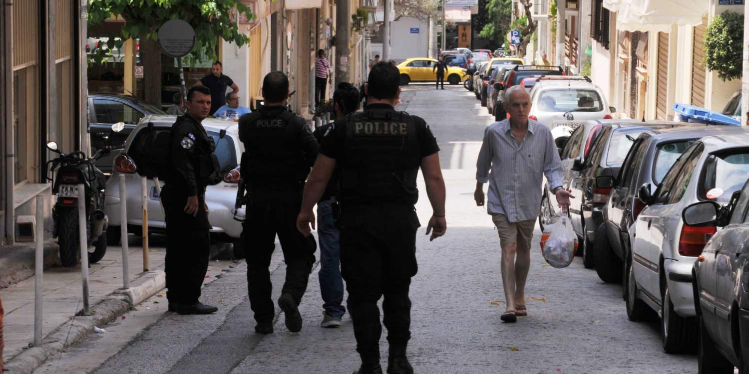 Στα χέρια της αστυνομίας Σακκάς, Σεϊσίδης