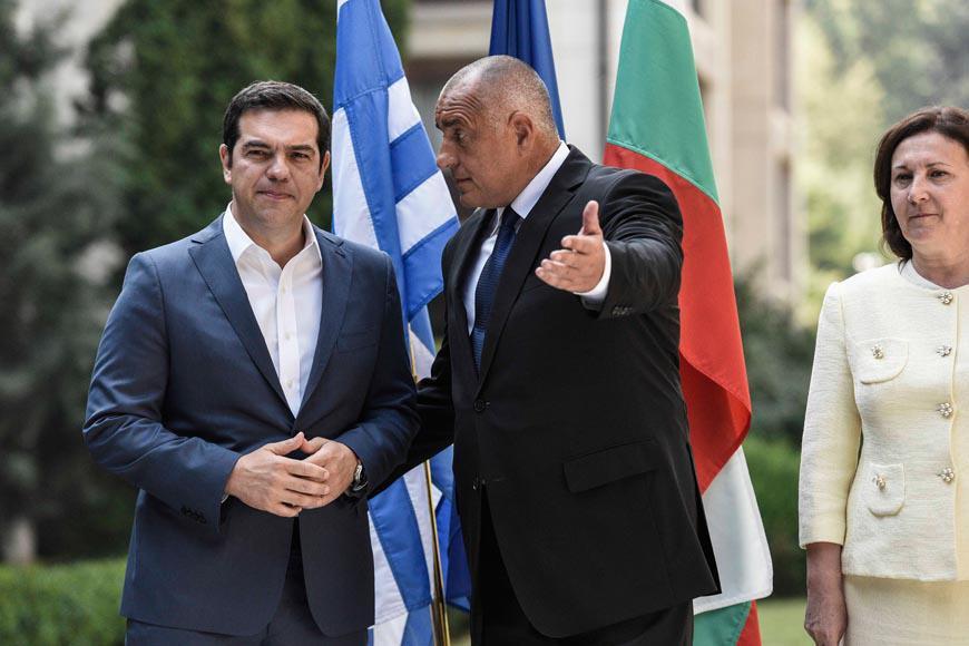 Αντί για φόρους… υιοθετήσαμε μισθούς Βουλγαρίας