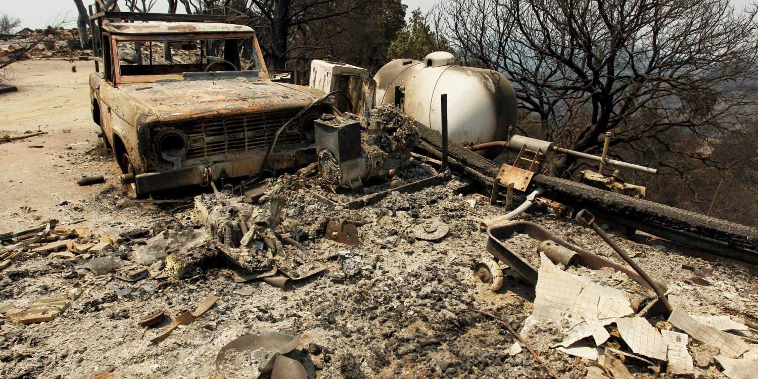 Για 11η ημέρα οι πυροσβέστες δίνουν μάχη με τις φλόγες στην Καλιφόρνια
