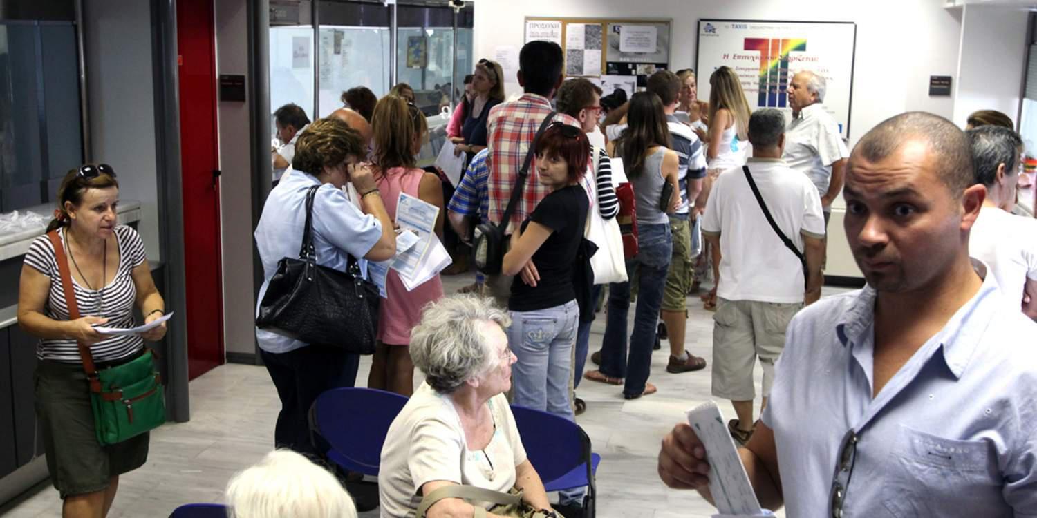 Εισφορές-σοκ για 1,6 εκατ. ασφαλισμένους – Μηνιαία χαράτσια από την 1η Ιανουαρίου