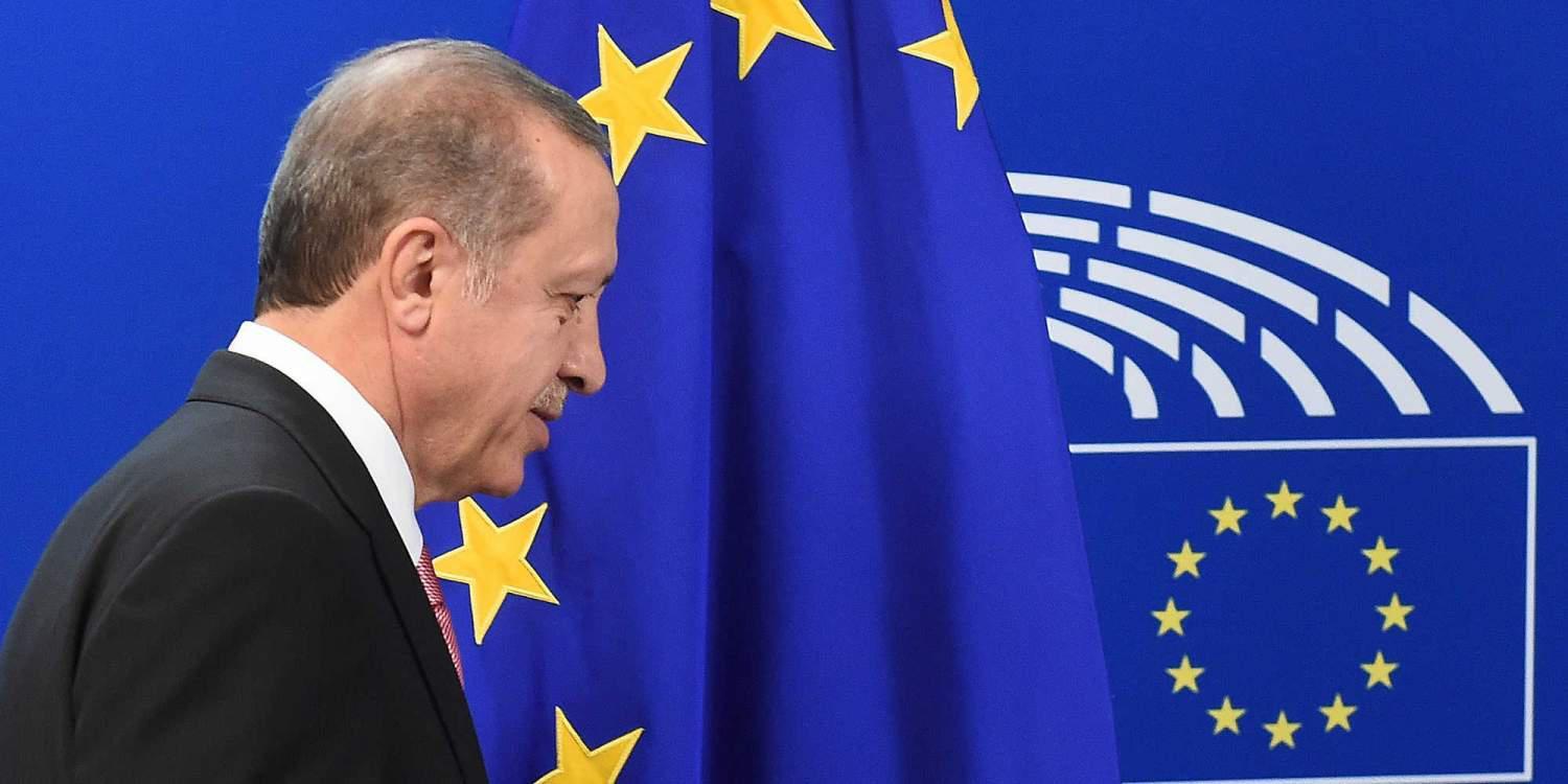 Μετωπική Τουρκίας – ΕΕ με αφορμή τις δηλώσεις Κερν για διακοπή των ενταξιακών διαπραγματεύσεων