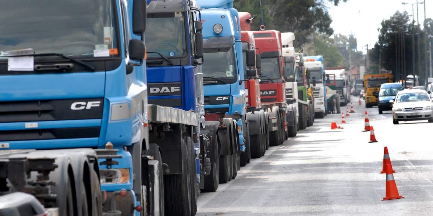 Κλήση και 1.000 ευρώ πρόστιμο για φορτηγά σε παράδρομους χωρίς άδεια