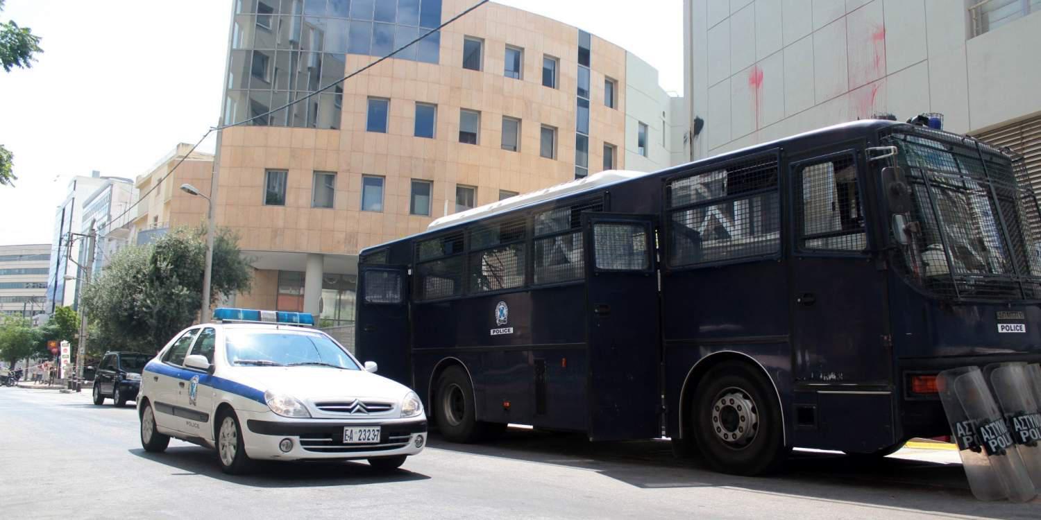 8 καναλάρχες, 4 άδειες, 3 εκατ. ευρώ έκαστος – Στο «παρά πέντε» ο Καλογρίτσας