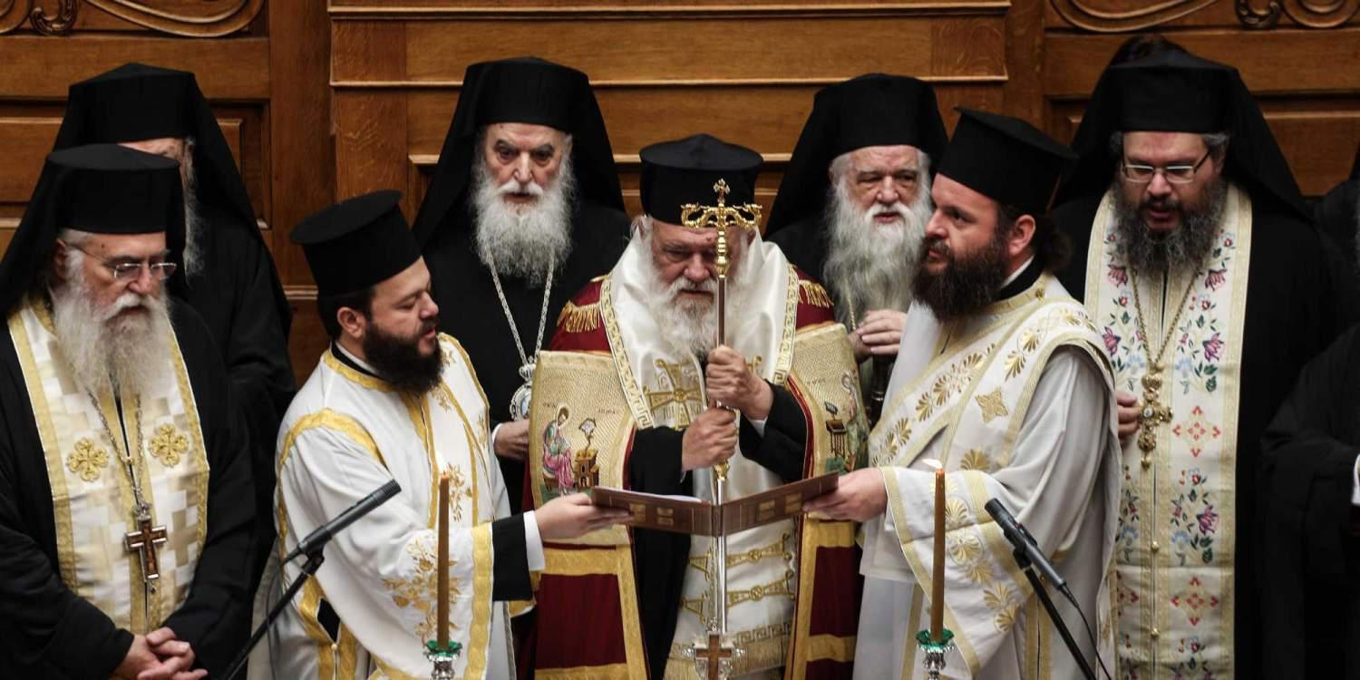 Οργή από την Ιερά Σύνοδο: Κανείς αρμόδιος δεν καταδίκασε την εισβολή στη Μητρόπολη Θεσσαλονίκης