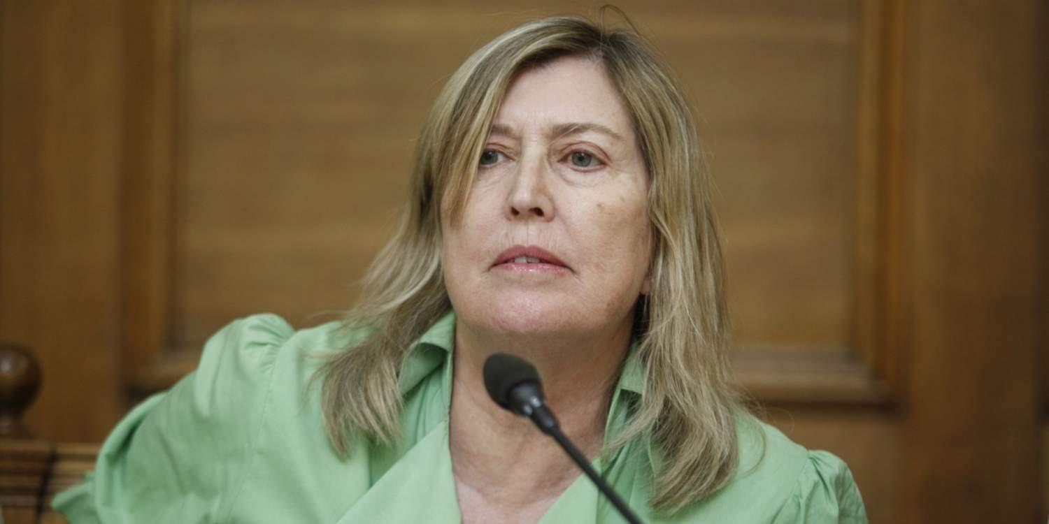 Καρακώστα (ΣΥΡΙΖΑ): Λέτε θα κλείσουν κανάλια. Τα ραδιόφωνα δεν είναι κανάλια; [βίντεο]