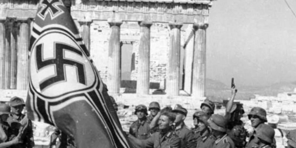 Spiegel: Πώς θα μπορούσε να διεκδικήσει η Ελλάδα από τη Γερμανία το κατοχικό χρέος