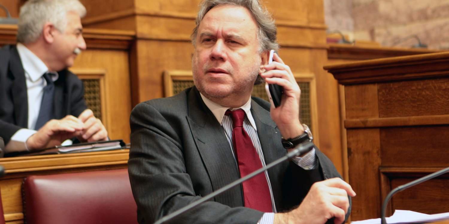 Κατρούγκαλος: Η πρόταση για τα site δεν είναι τύπου «Μαρίας Αντουανέτας»