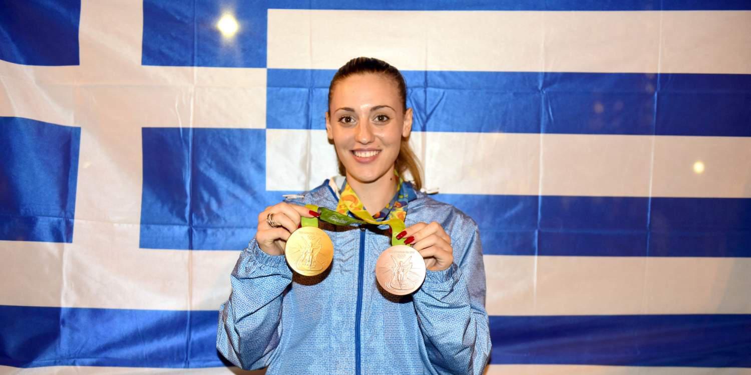 Επιστρέφει στην Ελλάδα η «χρυσή» Άννα Κορακάκη