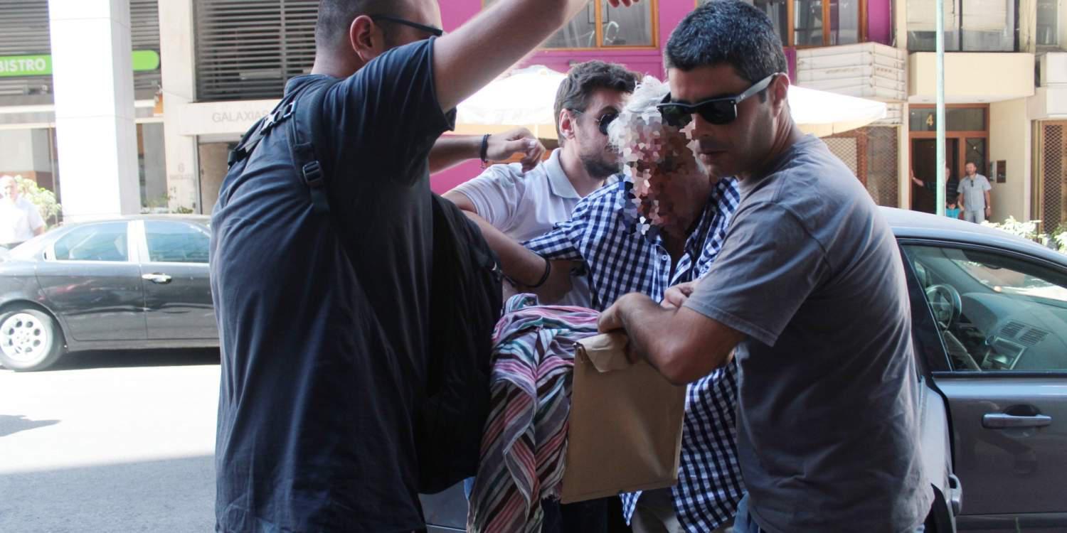 «Δολοφόνε, κοίτα τι έκανες ρε, θα σε θάψω!» φώναζαν στον οδηγό του σκάφους [βίντεο]