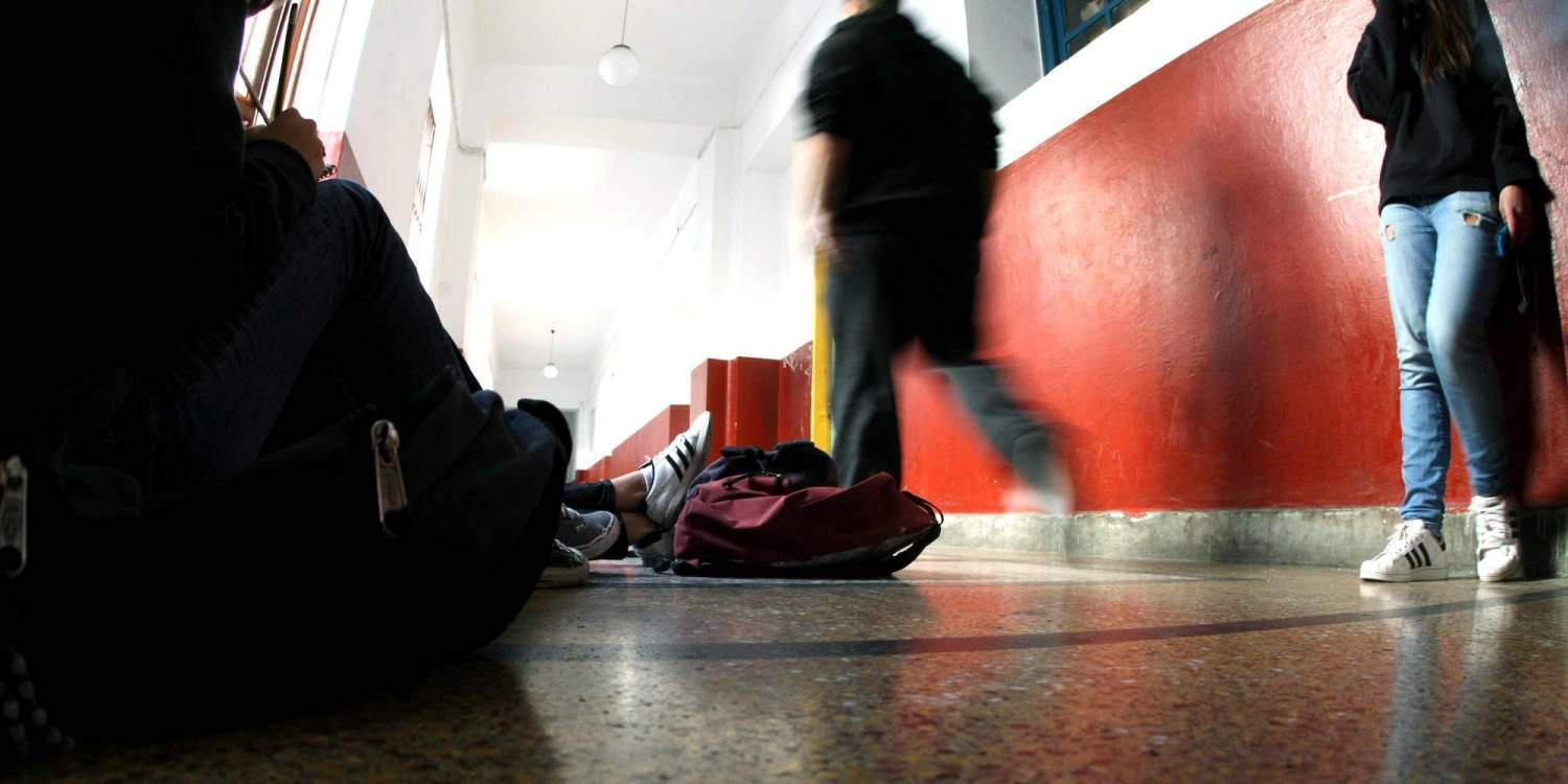 Το υπ. Παιδείας επιβεβαιώνει μέσω διάψευσης τον Ελεύθερο Τύπο για τις συντάξεις των καθηγητών