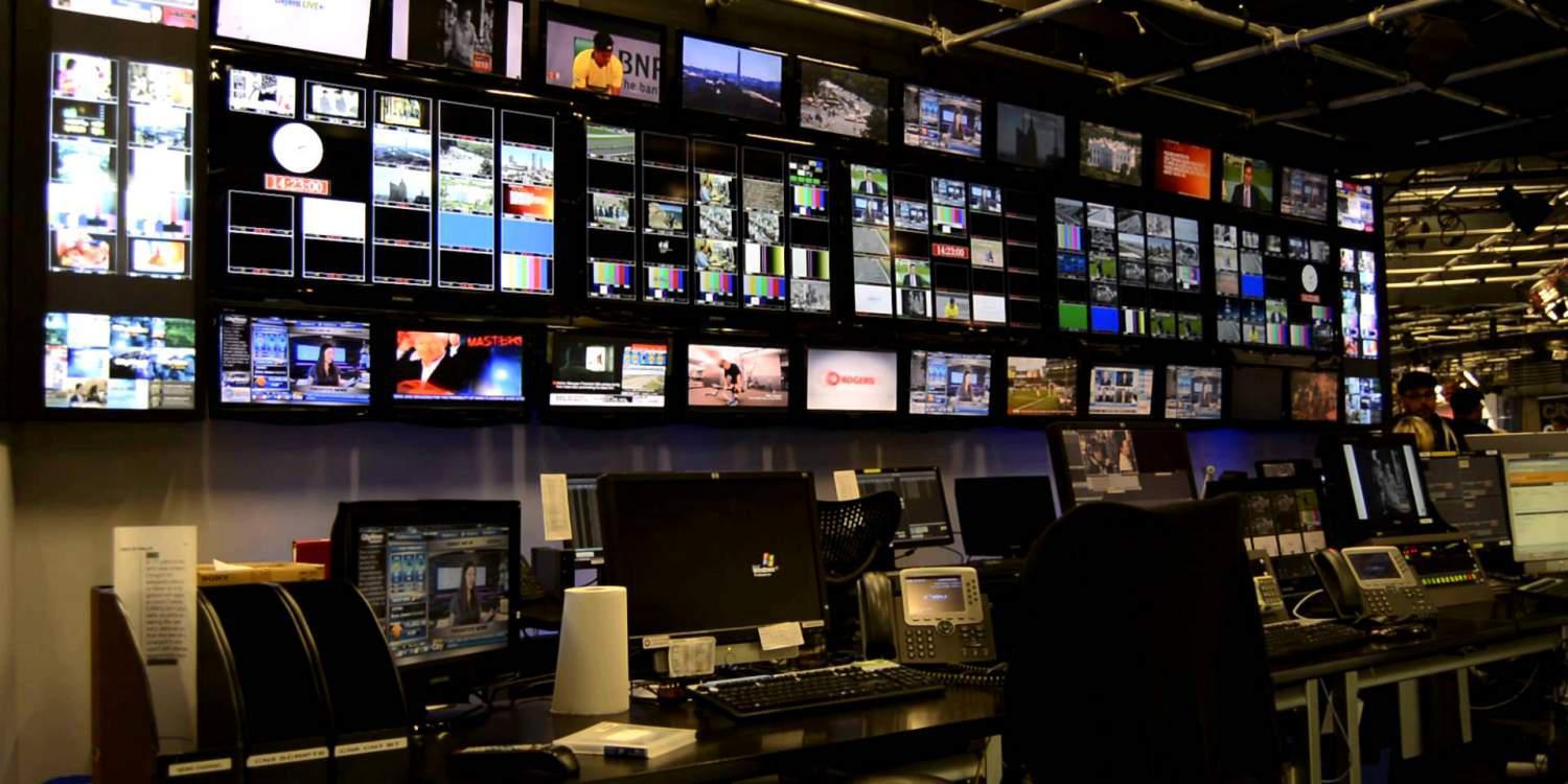 Οι βετεράνοι της TV: Παρουσιαστές με ρεκόρ παραμονής στην τηλεόραση