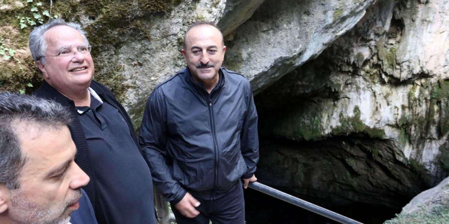 Κοτζιάς για Τσαβούσογλου: Δεν κατανοεί τα πολιτικά γεγονότα γι αυτό προχωρά σε προσωπικές επιθέσεις