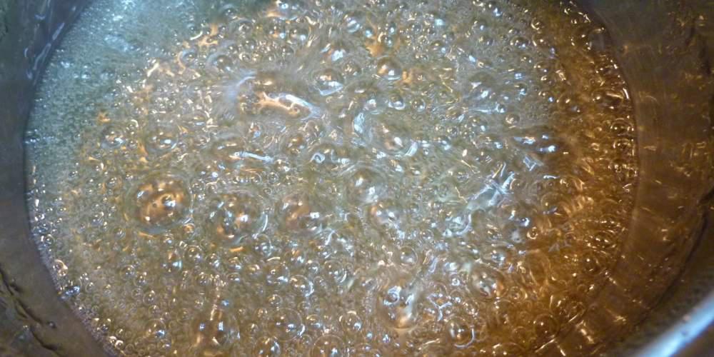 Καταδικάστηκε σε 40 χρόνια φυλάκιση για… βραστό νερό σε ζευγάρι ομοφυλοφίλων! [εικόνες – βίντεο]