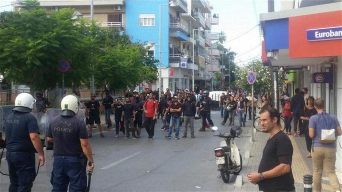 Άγριο ξύλο για τους πρόσφυγες στο Ρέθυμνο [βιντεο]