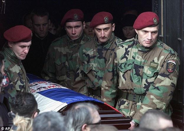 002469e000000258-3790642-image-a-35_1473934344993