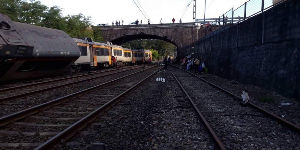 Ανδρας έπεσε στις γραμμές του ηλεκτρικού σταθμού στην Ομόνοια