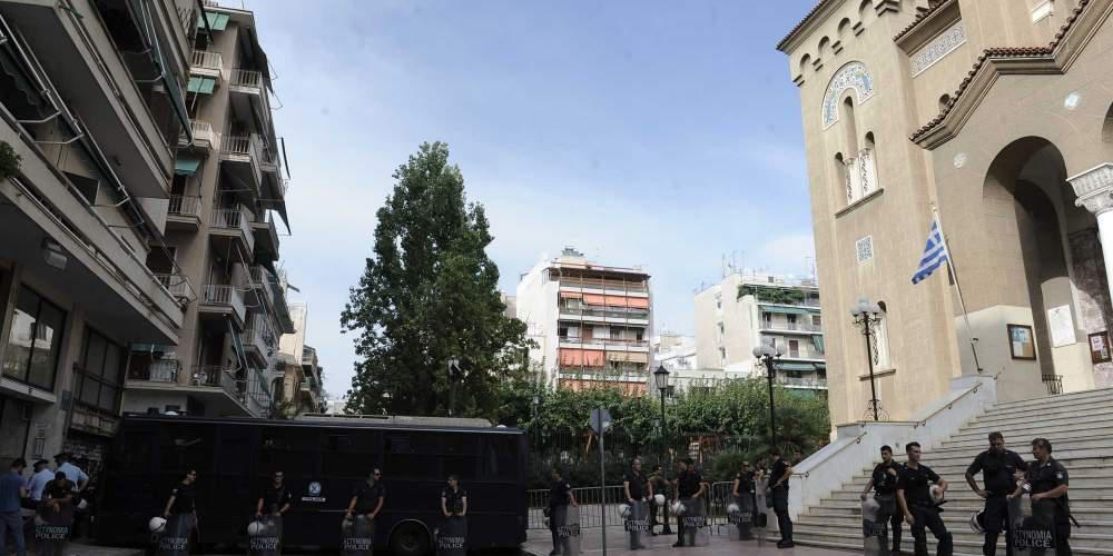 Μαφία από το Μπανγκλαντές στον Άγιο Παντελεήμονα