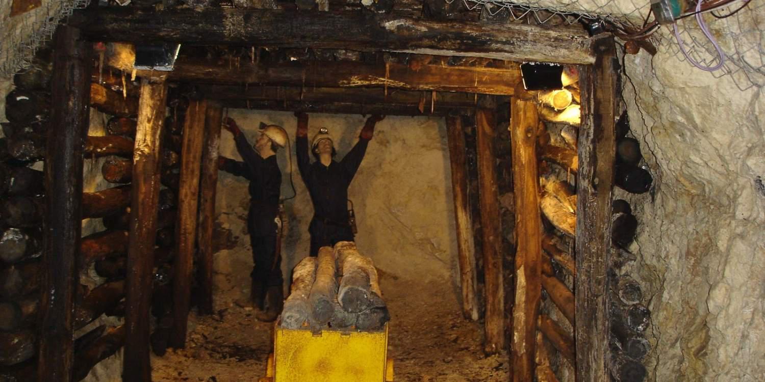 ΕΛΣΤΑΤ: Μείωση 5,9% για τον γενικό δείκτη κύκλου εργασιών στη βιοµηχανία