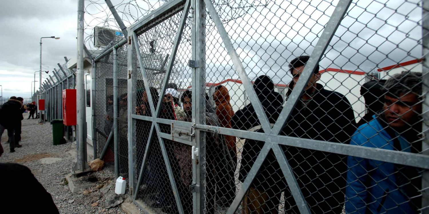 Ο ΣΥΡΙΖΑ ανοίξε ξανά την Αμυγδαλέζα – Χάος στα νησιά από τους μετανάστες