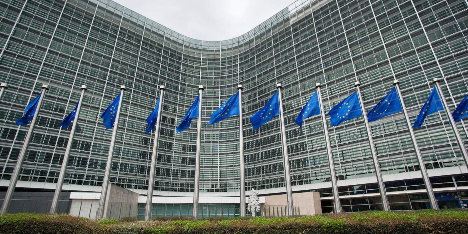 Θετική προκαταρκτική αξιολόγηση της Κομισιόν για την εκταμίευση 1 δισ. ευρώ από το Ταμείο Ανάκαμψης