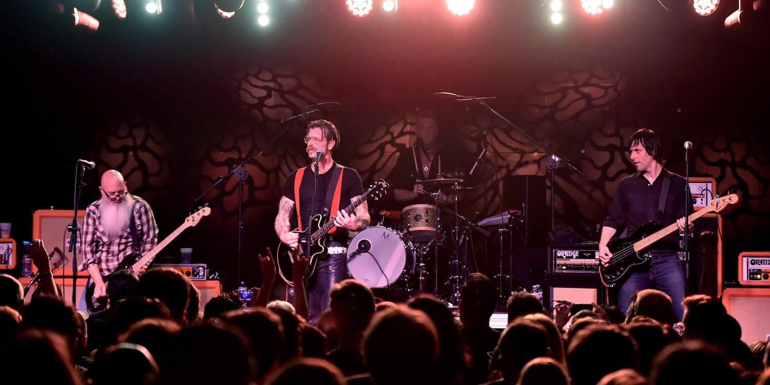 Στην Αθήνα οι Eagles of Death Metal που επιβίωσαν της επίθεσης στο Μπατακλάν