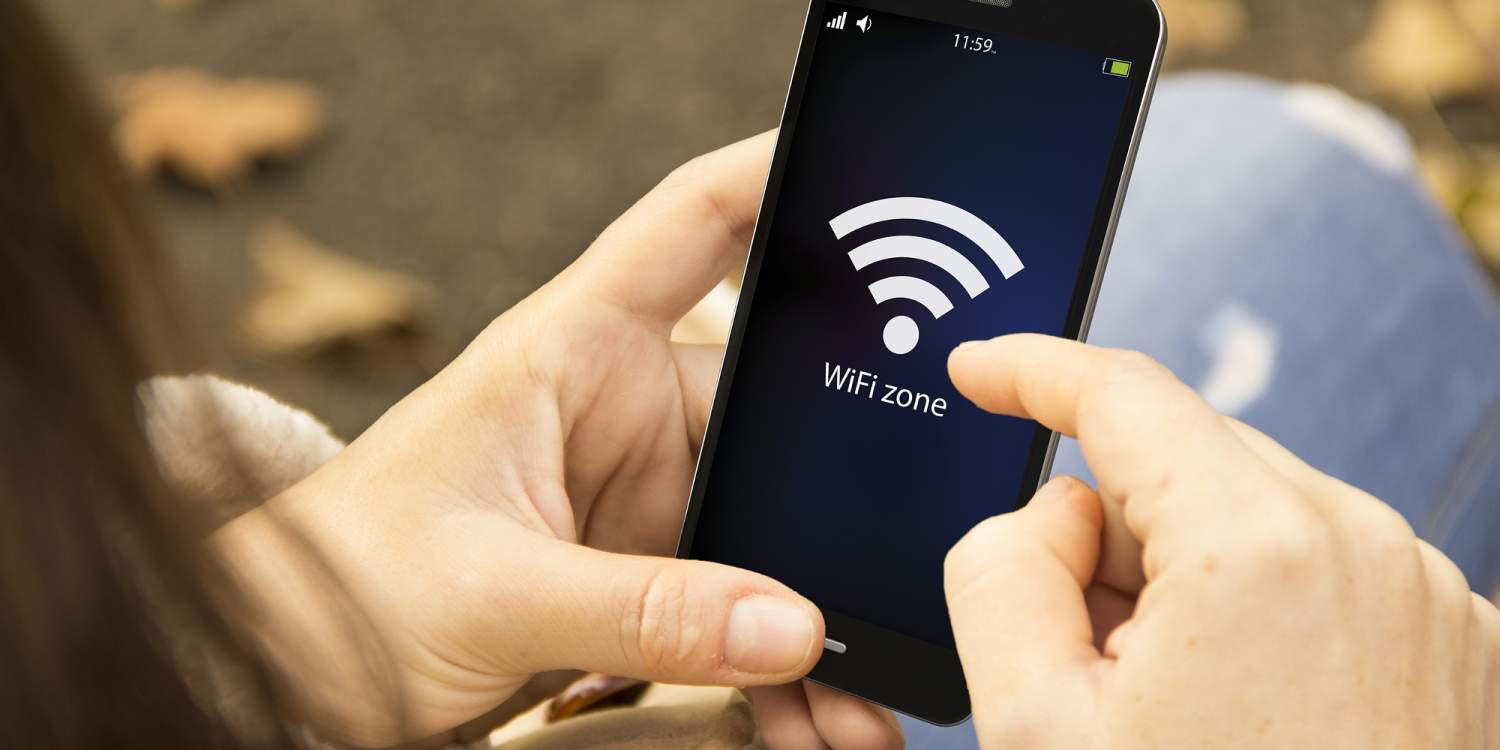 Υποσχέσεις Γιούνκερ για δωρεάν Wi-Fi σε ευρωπαϊκές πόλεις και χωριά
