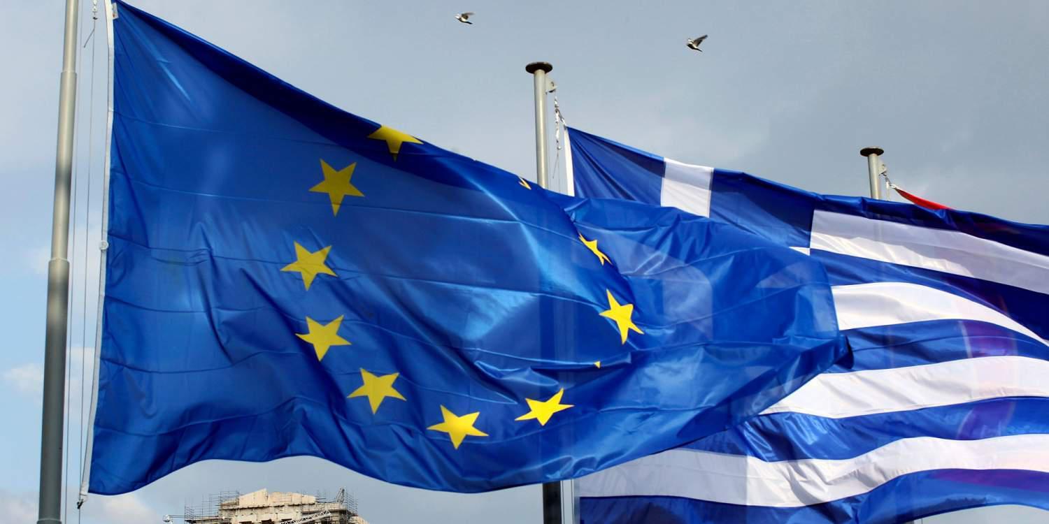 Bloomberg: Το αναπόφευκτο πλησιάζει για την Ελλάδα και τους εταίρους της στην Ε Ε