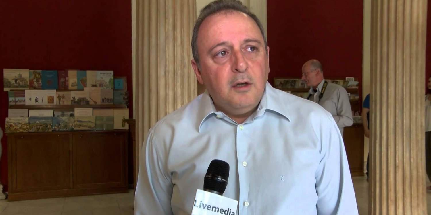 Καμπουράκης: Ίσως καταλήξω στον ΟΑΕΔ, εκλιπαρώντας για ένα συριζαίικο voucher ελεημοσύνης.