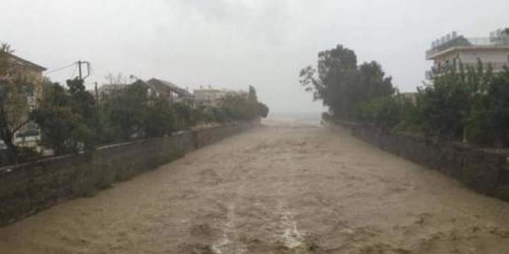 Κακοκαιρία: Κλειστός ο δρόμος Λαμίας – Καρπενησίoυ