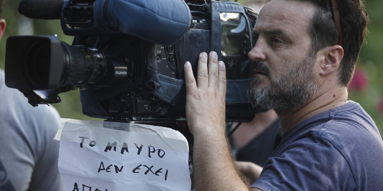 «Το μαύρο δεν έχει αποχρώσεις»: Δεύτερη ημέρα σιωπηλής διαμαρτυρίας