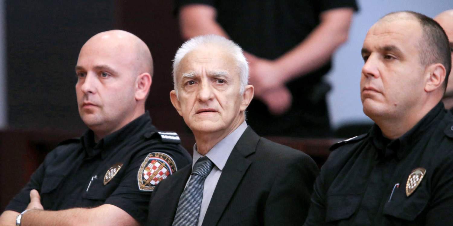 «Υπερασπιστής της Γιουγκοσλαβίας» δηλώνει Σέρβος παραστρατιωτικός που δικάζεται για εγκλήματα πολέμο