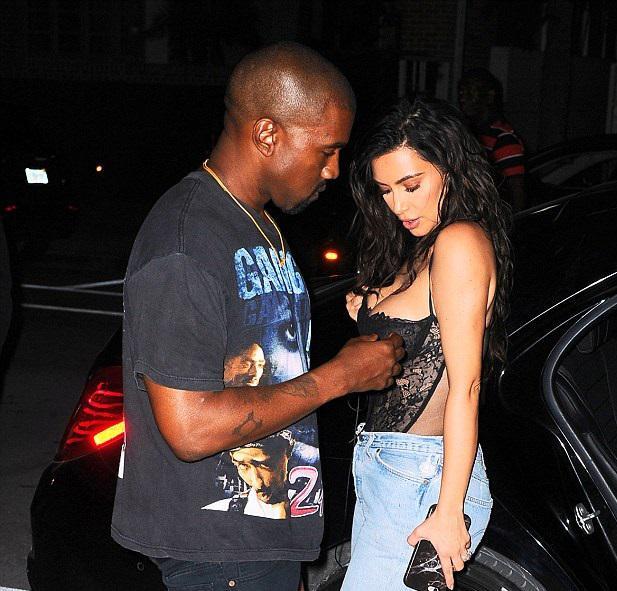 kim-karntasian-emfanisi-sexu-1300-1