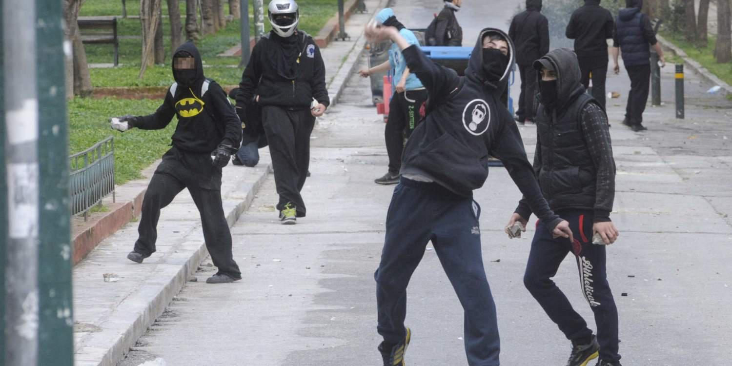 Κουκουλοφόροι έδειραν τον γραμματέα της ΔΑΠ-ΝΔΦΚ στο ΤΕΙ Θεσσαλονίκης
