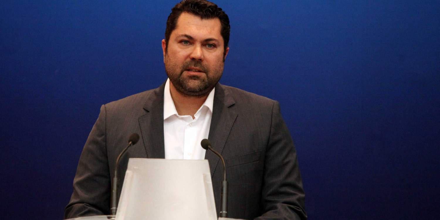 Κρέτσος: Καμία υπαναχώρηση της κυβέρνησης στο θέμα των τηλεοπτικών αδειών