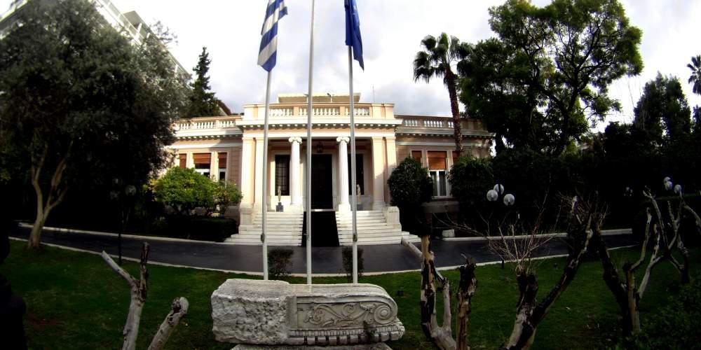 Όλα τα σενάρια πιθανά λόγω έλλειψης στρατηγικής του Μαξίμου