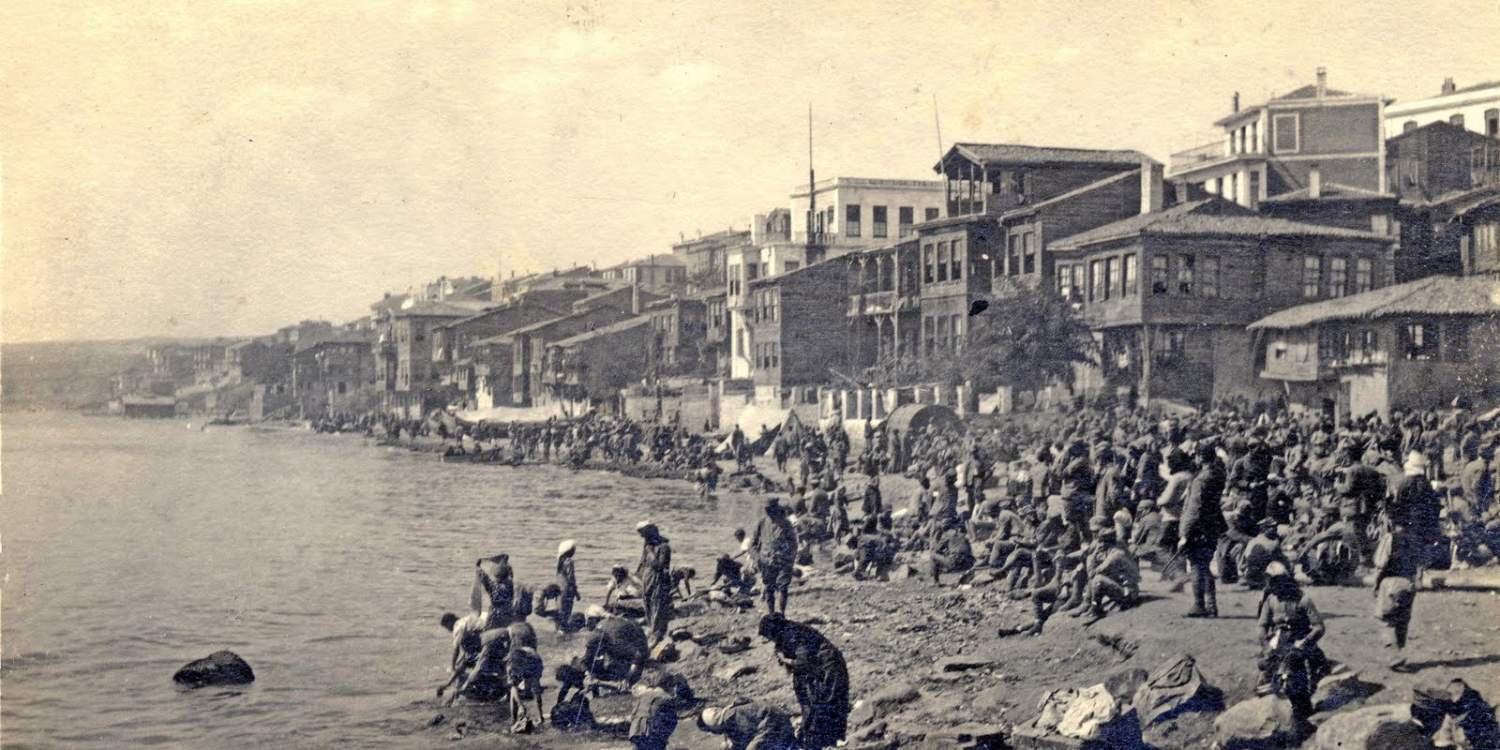 «Η Μεγάλη Φωτιά»: Το μυθιστόρημα που «ανατρέπει» όσα ξέραμε για την Μικρασιατική Καταστροφή