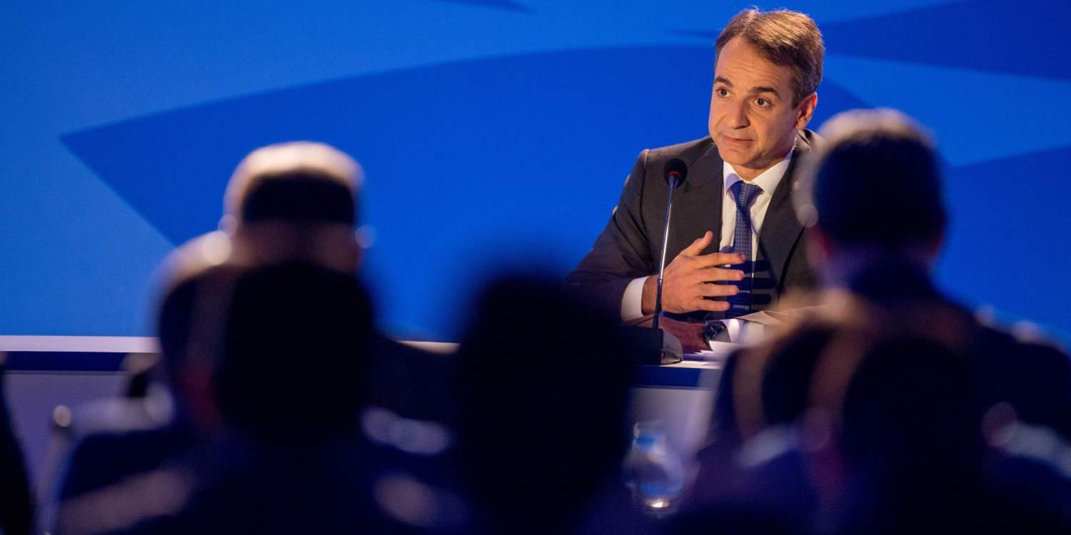 Δημοσκόπηση Opinion Poll: Σαρωτικό προβάδισμα Μητσοτάκη για καταλληλότερος πρωθυπουργός
