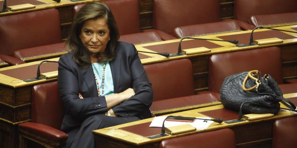 Μπακογιάννη στην Φωτίου: Μάθετε να συμπεριφέρεστε [βίντεο]