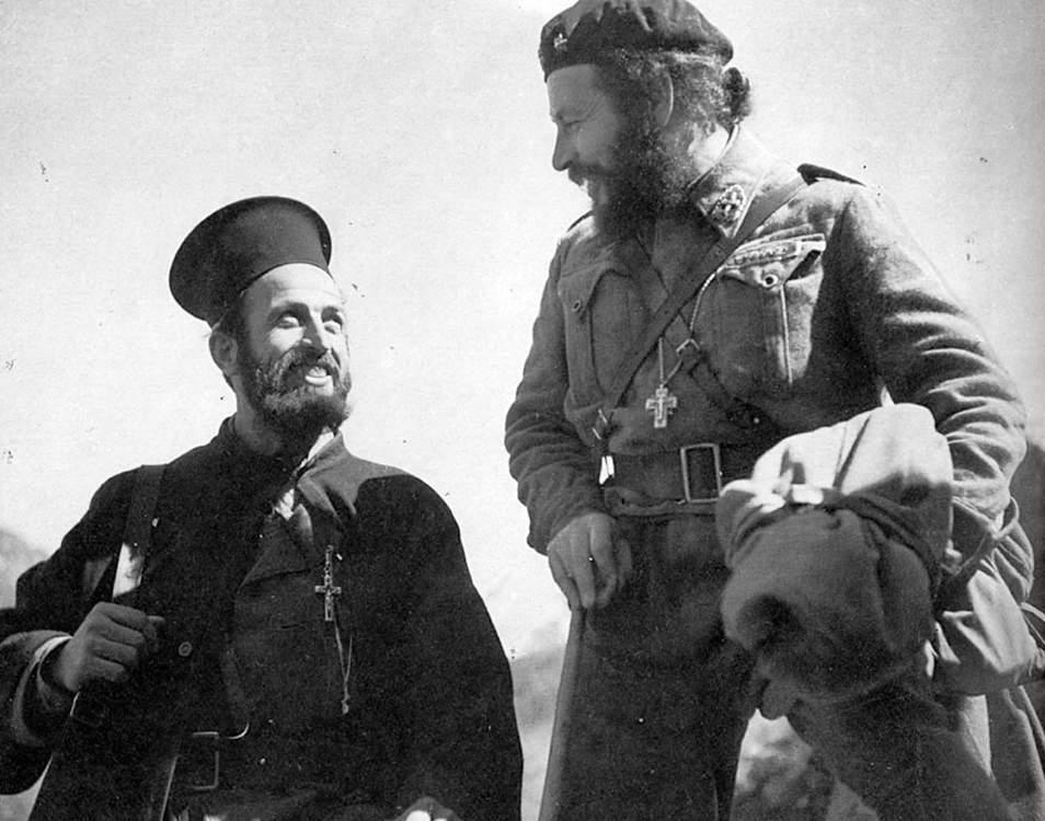 Γιατι ο Νίκος Φίλης επιμένει να προβοκάρει