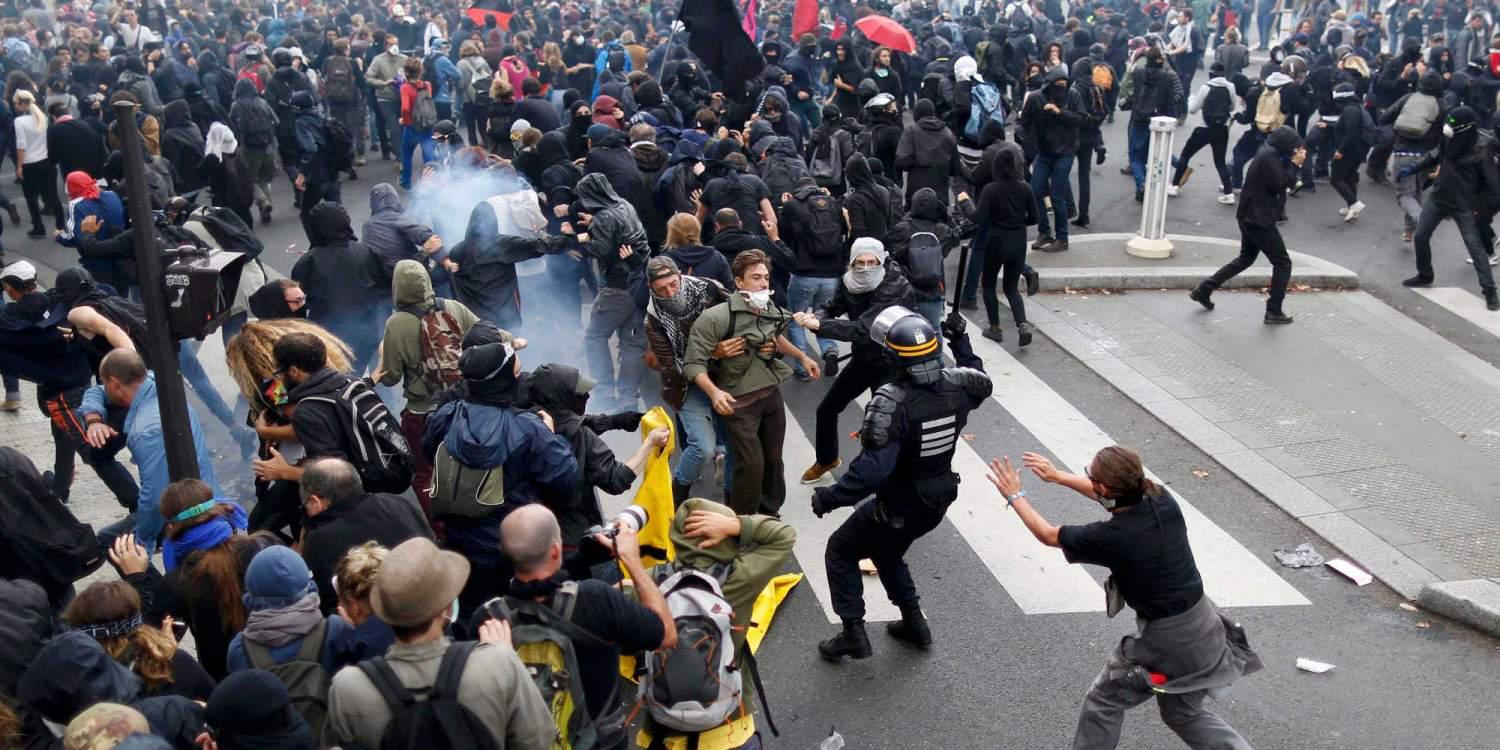 Ξύλο, χημικά και μολότοφ στο Παρίσι για τα εργασιακά – 12 τραυματίες