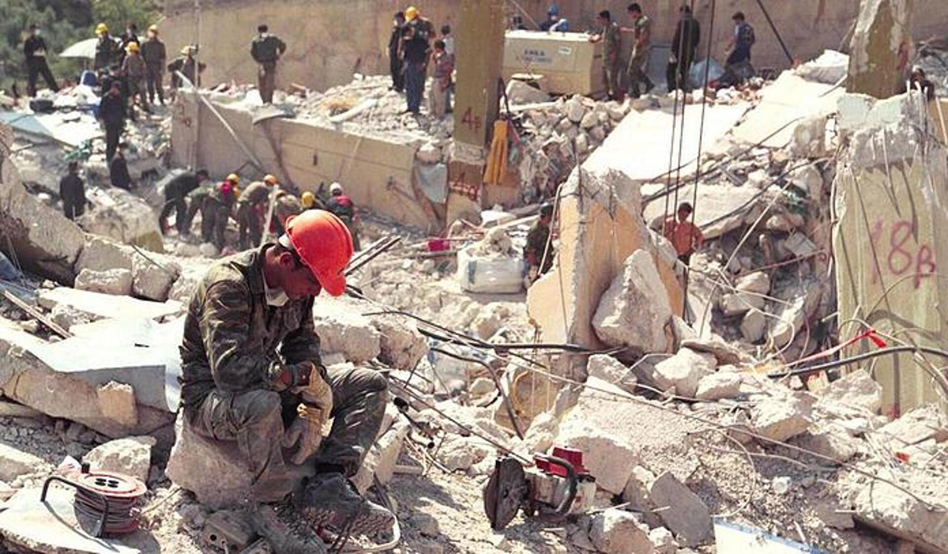 Σεισμός της Πάρνηθας: 24 χρόνια από τα 15 δευτερόλεπτα που βύθισαν στη θλίψη όλη τη χώρα [βίντεο]