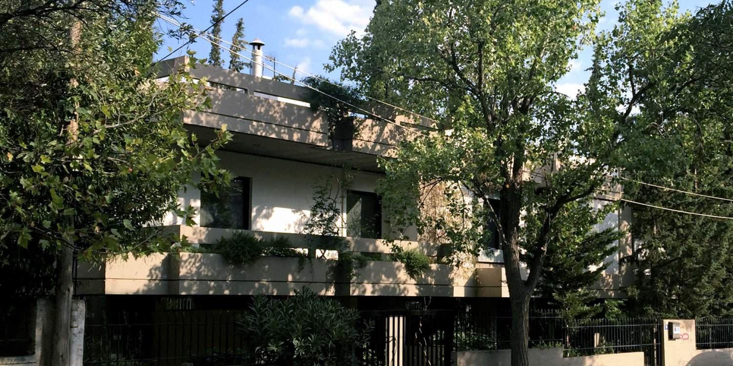 Ο διεθνής Τύπος για τον έλεγχο στη σύζυγο του Στουρνάρα