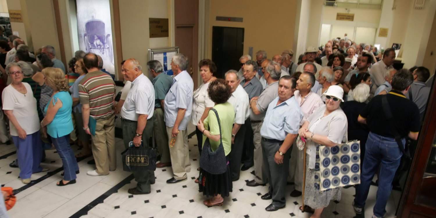Νέος «κόφτης» σε συντάξεις με αύξηση κρατήσεων