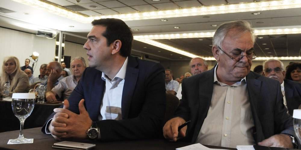 «Βουλιάζει»… στα βοσκοτόπια της διαπλοκής η συγκυβέρνηση