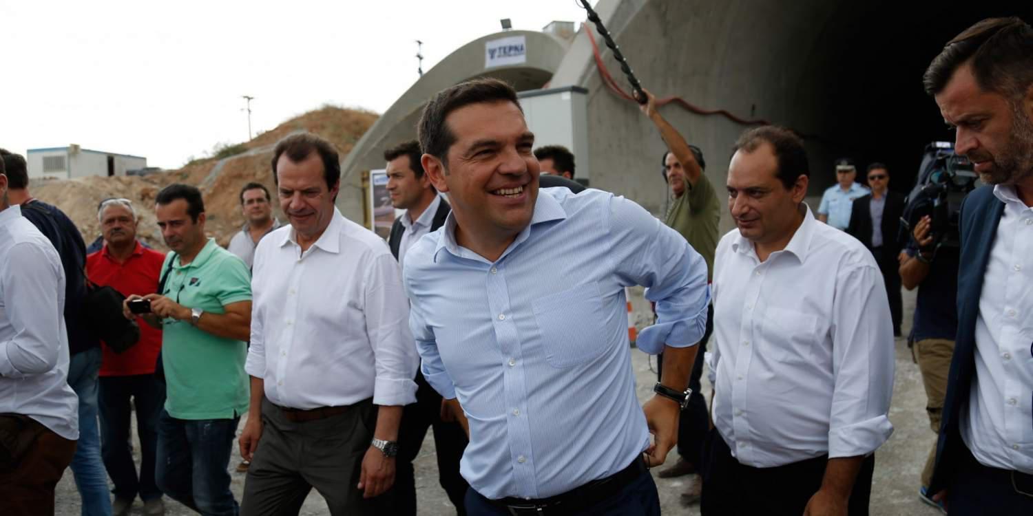 Εγκαίνια Τσίπρα στην οδό… παροχολογίας
