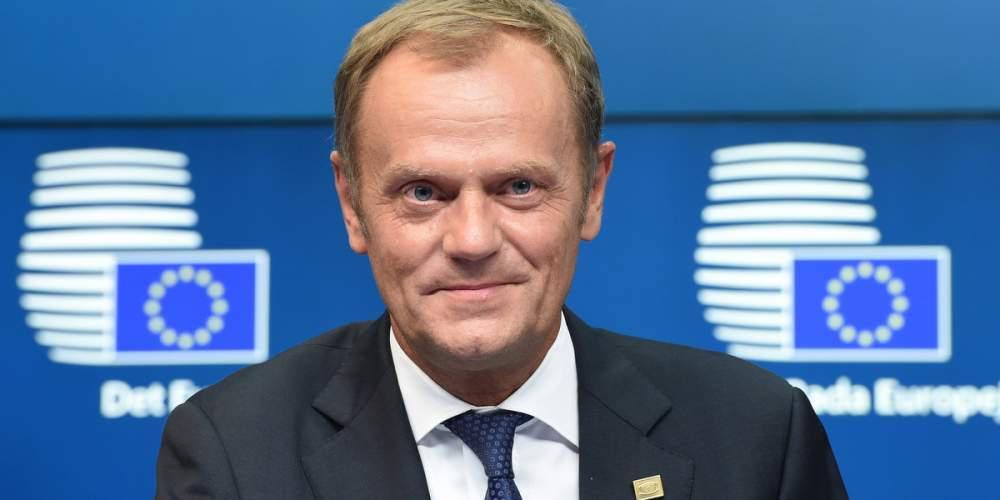 Τουσκ: Λύση στο μεταναστευτικό με ουσιώδη έλεγχο των συνόρων