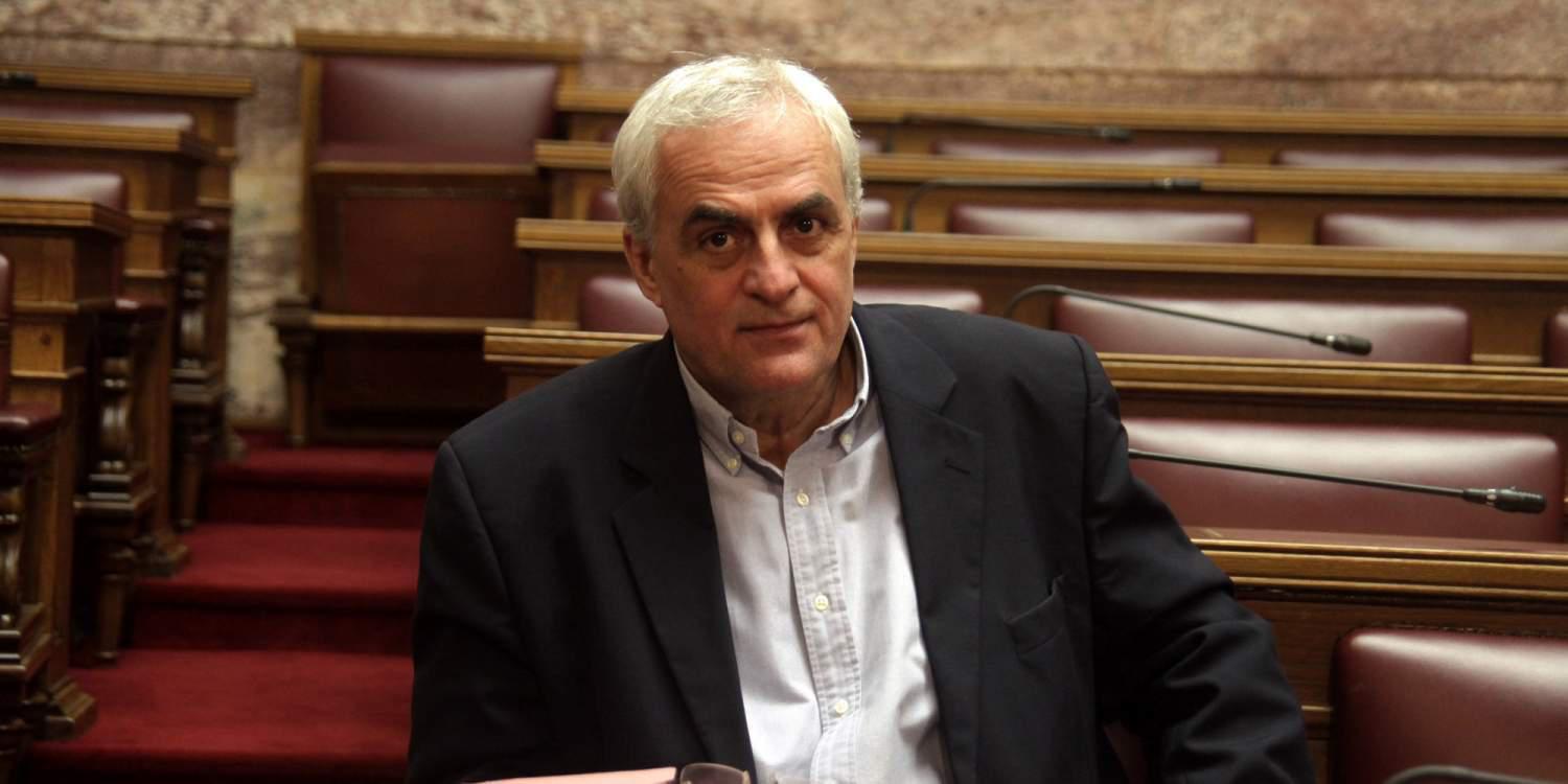 ΠΑΣΟΚ προς Κουρουμπλή: Πόσο μας κοστίζει ένας πρόσφυγας;