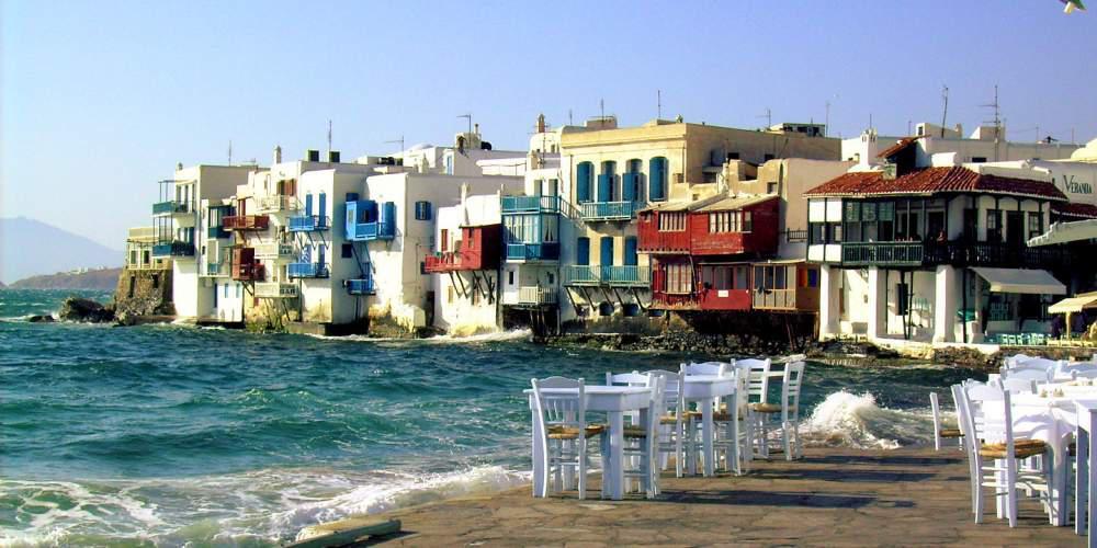 «Τσουνάμι» αυξήσεων σε 54 νησιά του Αιγαίου