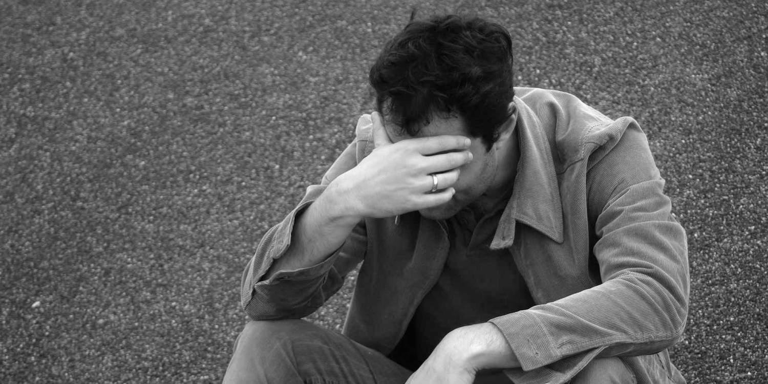 Μισθούς πείνας, 498 ευρώ για τους νέους προτείνει η επιτροπή σοφών