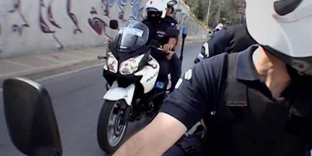 TikToker συνελήφθη για απειλές και εκβιασμούς – Χτύπησε αστυνομικούς προσπαθώντας να διαφύγει